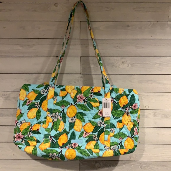 Vera Bradley Handbags - ‼️holiday sale-FIRM‼️ NWT vera bradley large travel duffel lemon grove